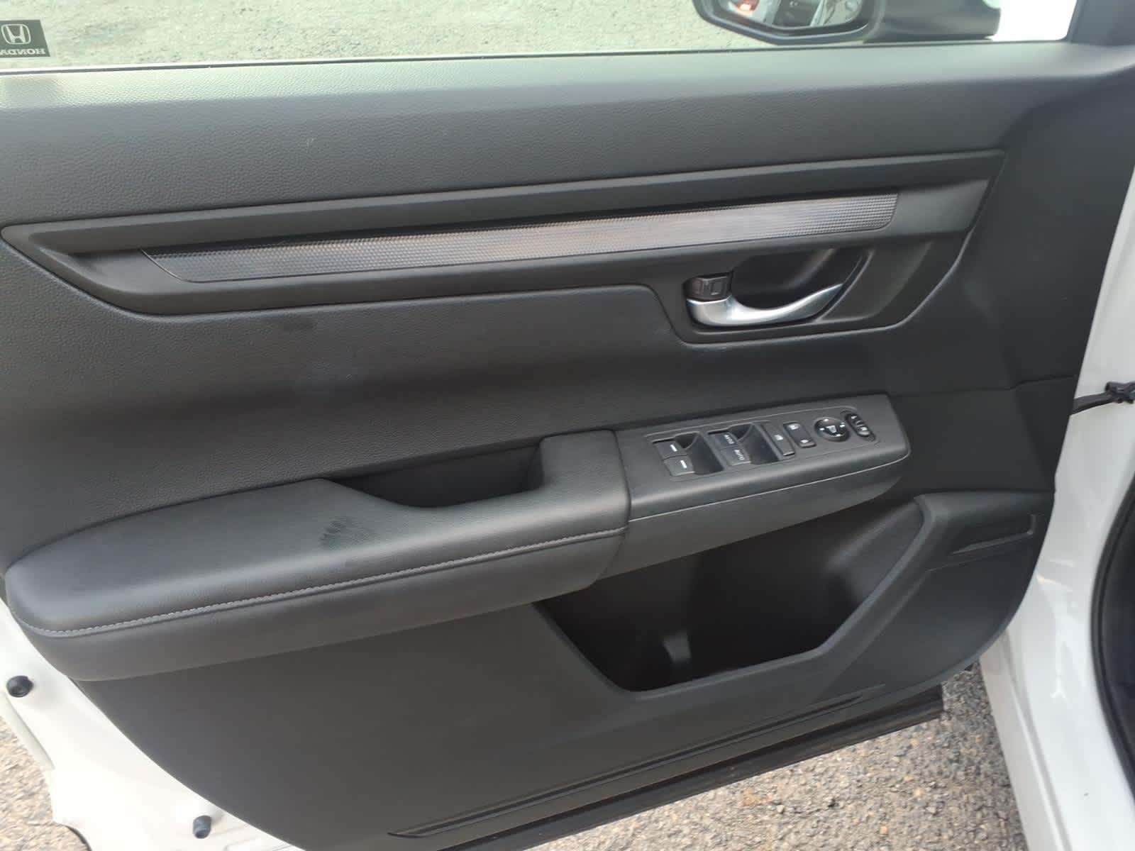 2025 Honda CR-V EX - Photo 17
