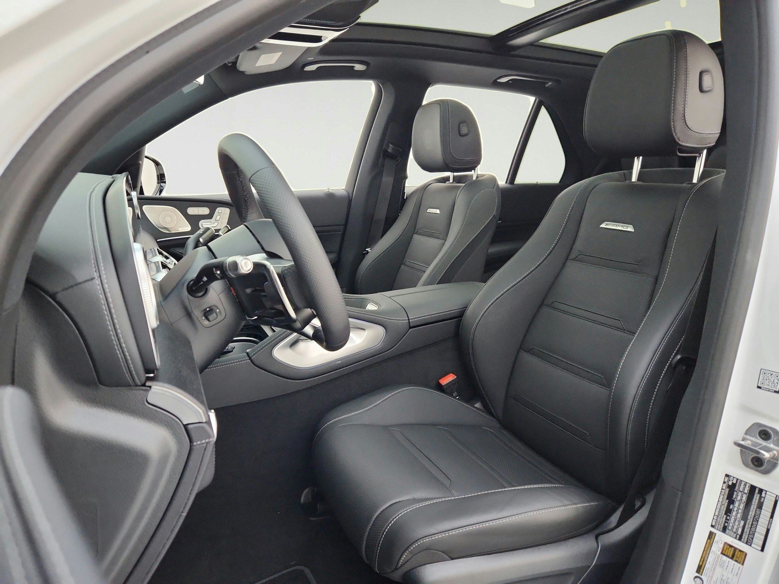 New 2027 MANUFAKTUR Moonlight White Metallic Mercedes-Benz AMG® GLE 53e 4MATIC+ SUV image 47