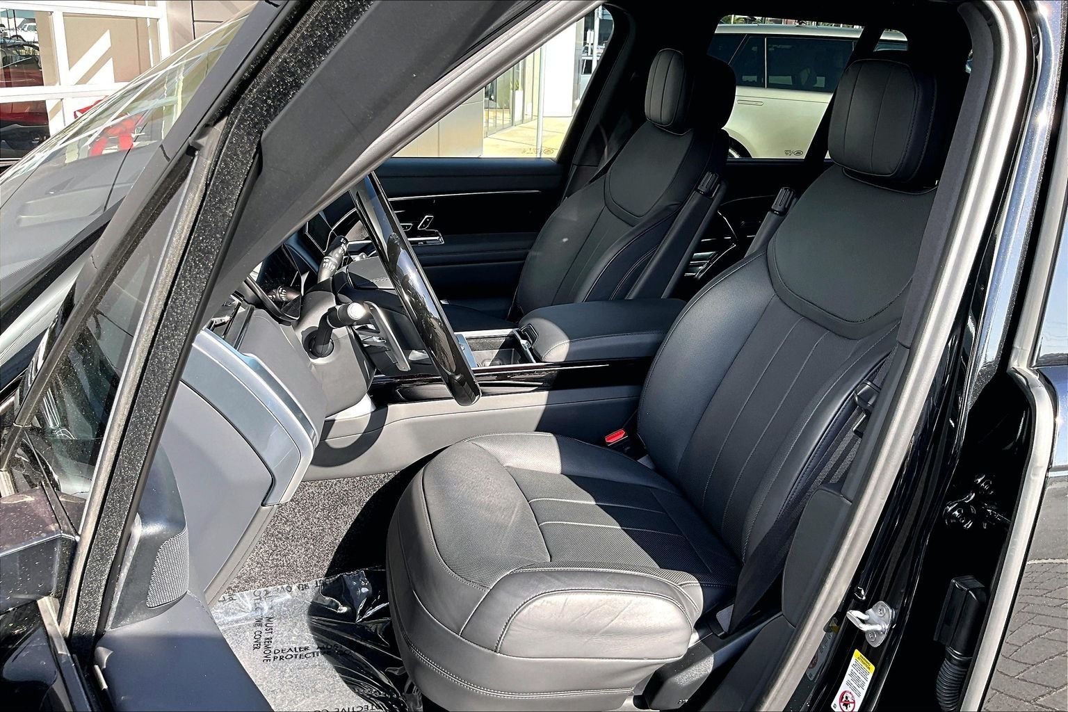 Used 2023 Black Land Rover SE image 24