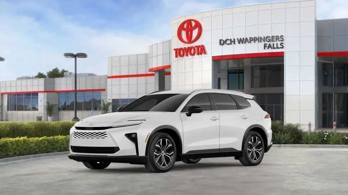 New 2026 Oxygen White <sup>1</sup> Toyota  XLE image 11