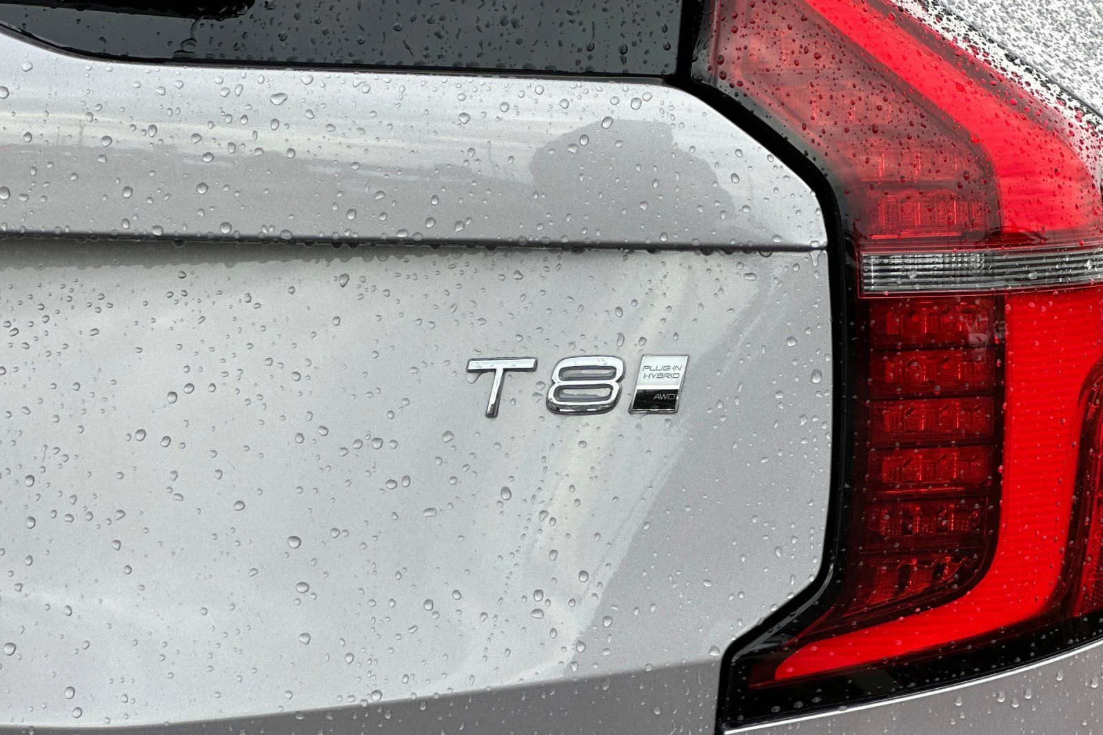 New 2026 Aurora Silver Volvo Ultra image 25