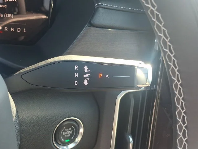New 2027 Glacier White Tricoat GMC Denali Ultimate image 15