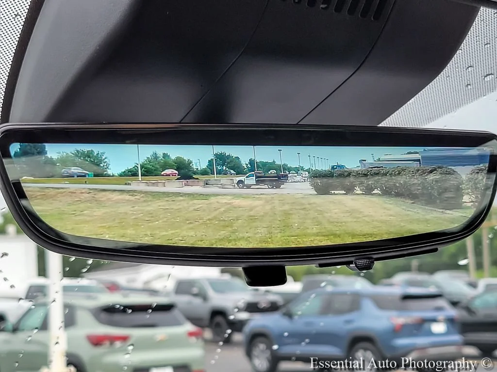 2026 GMC Yukon XL Denali Ultimate - Photo 17