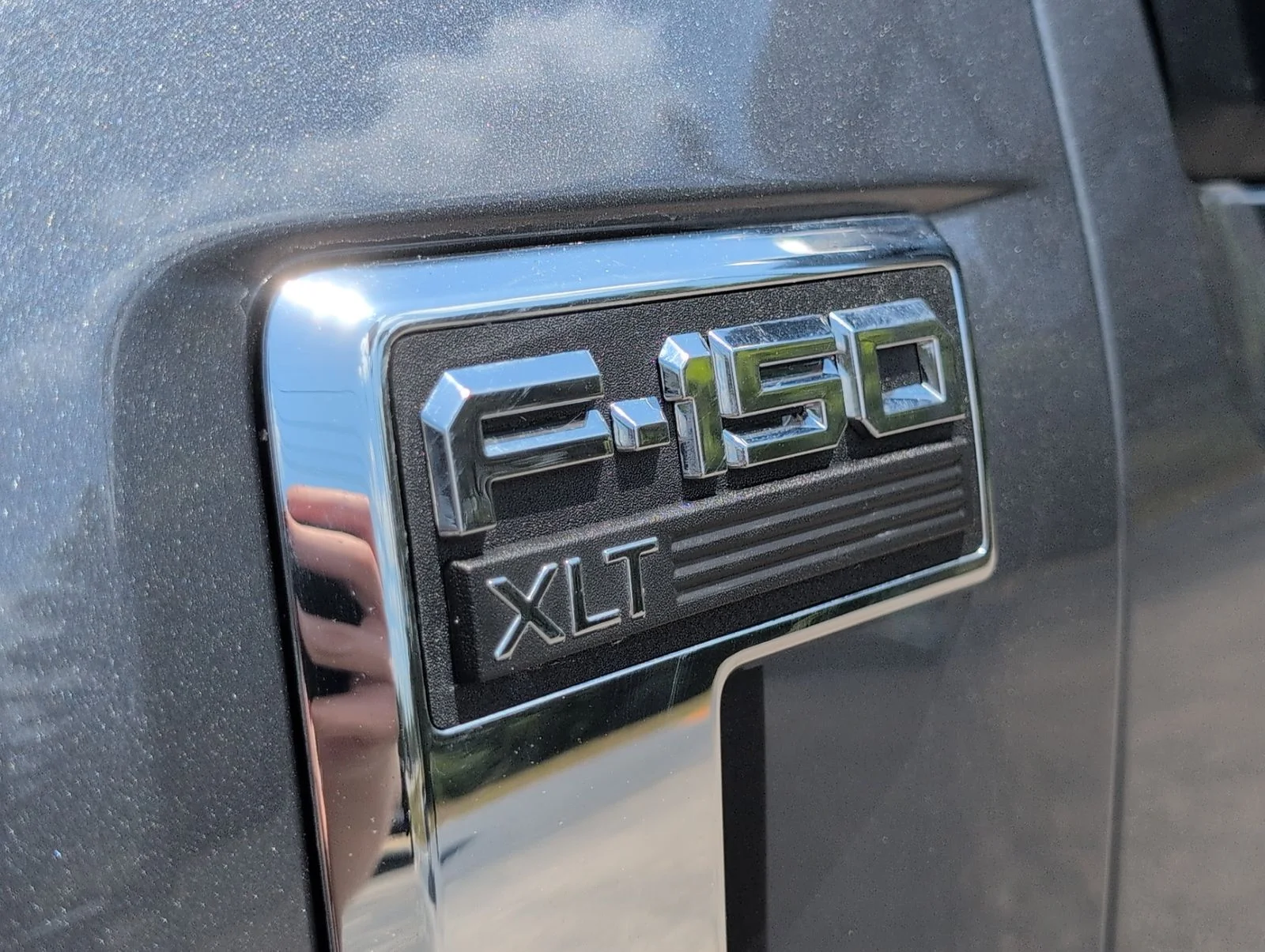 Used 2023 Gray Ford XLT image 10