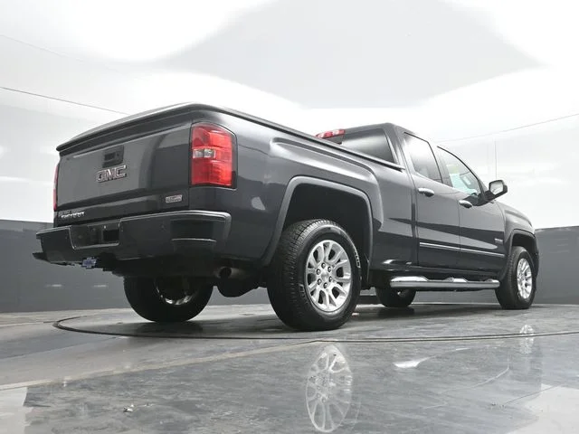 Used 2015 Silver GMC SLT image 26
