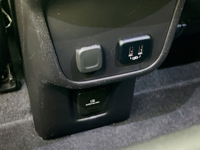 Used 2018 Blue Chevrolet Premier image 33