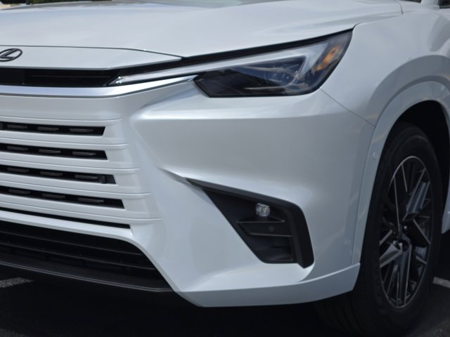 New 2026 Wind Chill Pearl Lexus PREMIUM AWD image 13