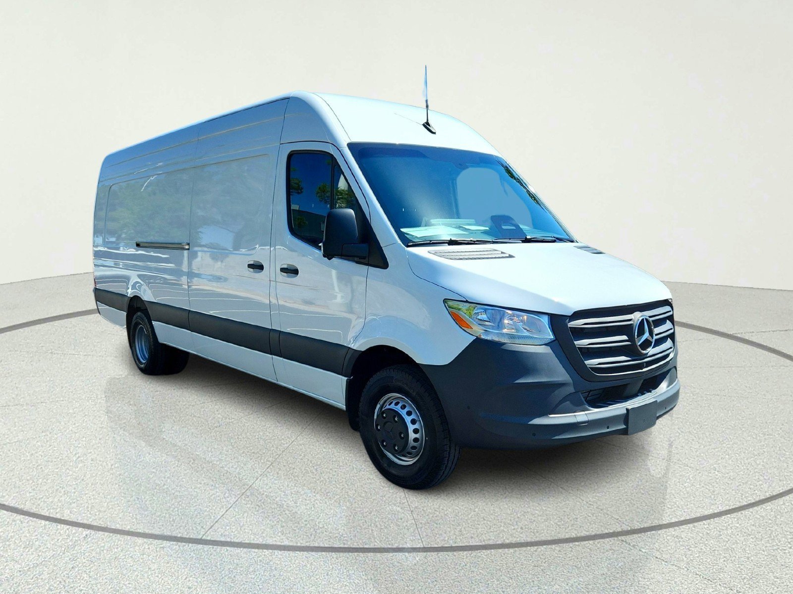 New 2026 Arctic White Mercedes-Benz RWD image 17