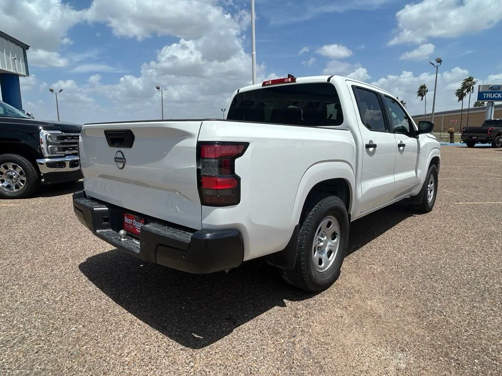 Used 2023 White Nissan S image 6