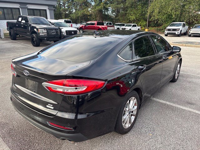 Used 2019 Agate Black Ford SE image 4