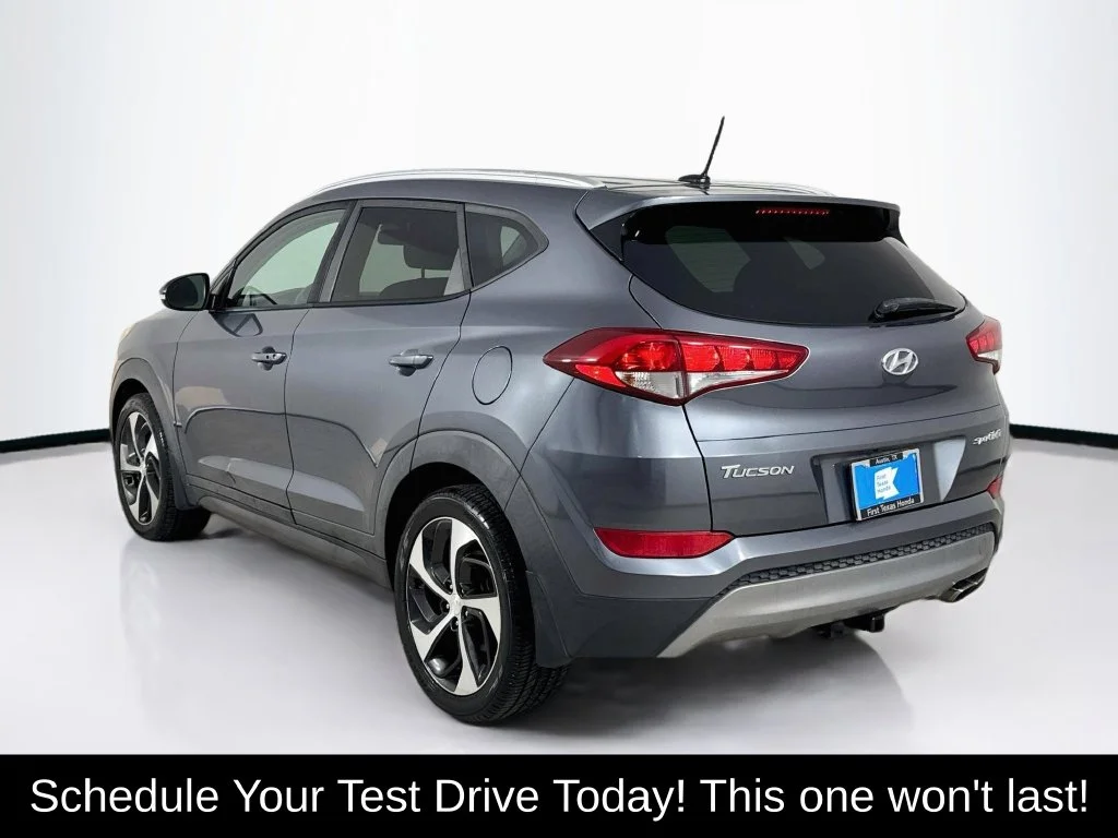 Used 2016 Coliseum Gray Hyundai Sport image 6