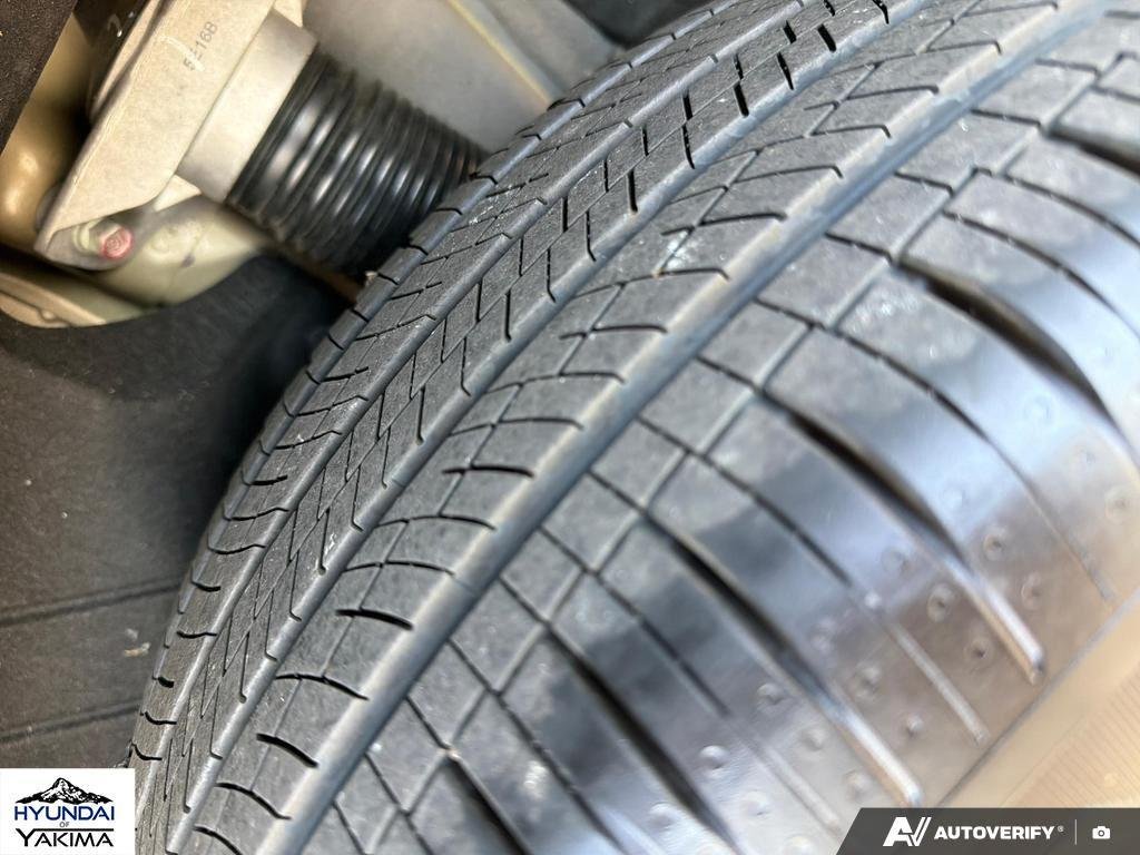 Certified Used 2025 Cashmere Bronze Hyundai SEL image 7