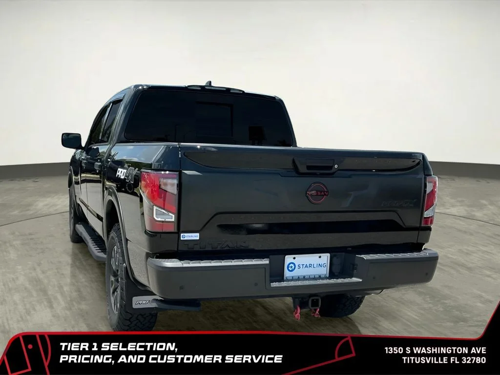 Used 2023 Black Nissan PRO-4X image 9