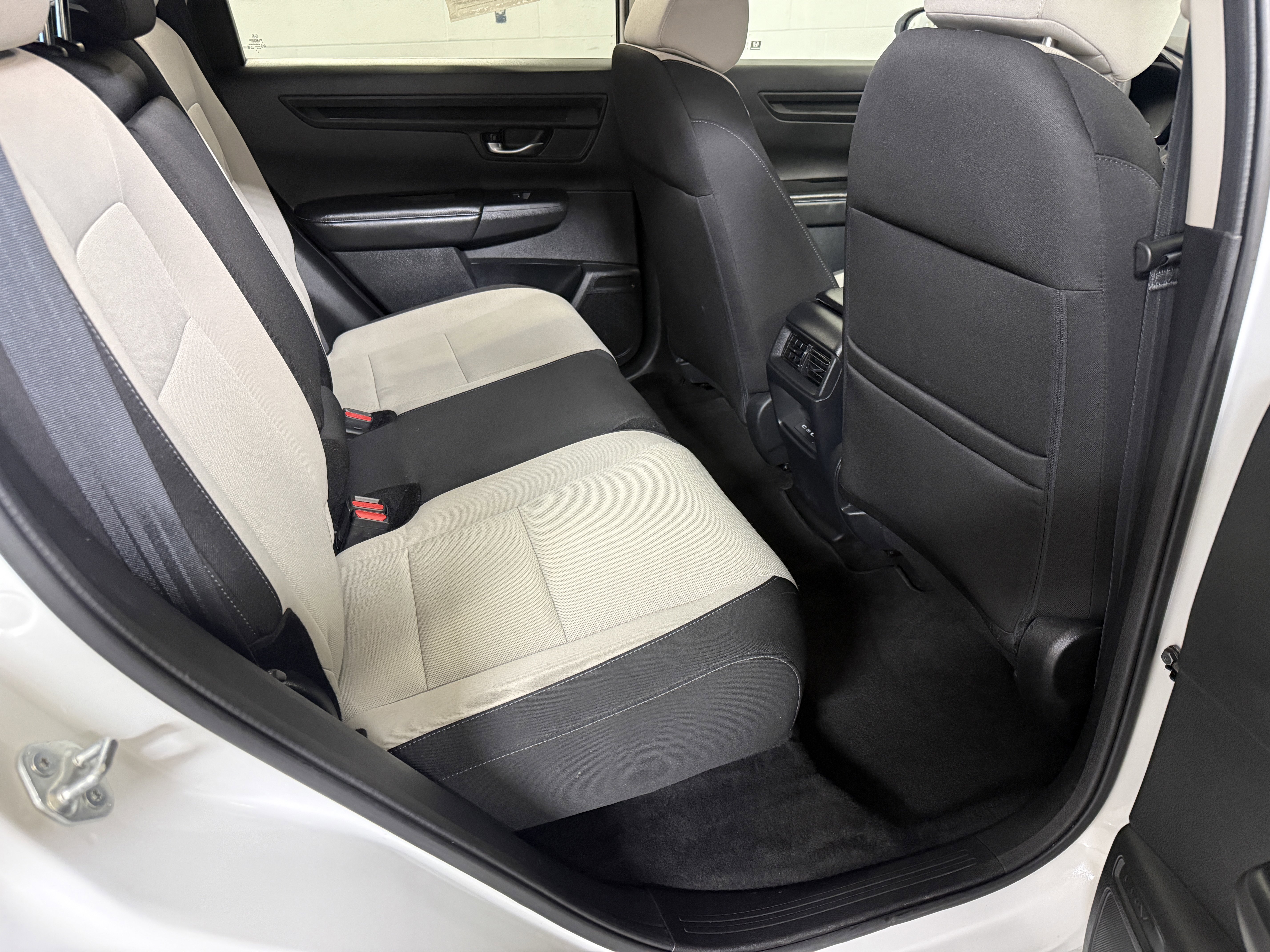 Certified Used 2025 Platinum White Pearl Honda EX image 46