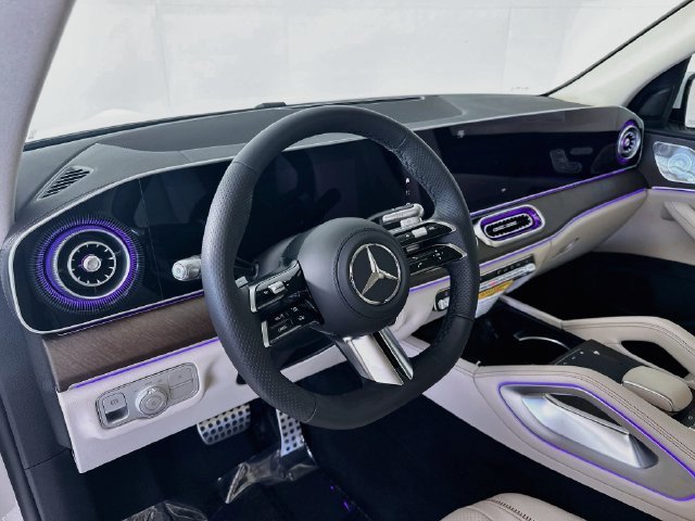 New 2027 Polar White Mercedes-Benz GLS 450 image 9
