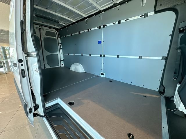 New 2026 Arctic White Mercedes-Benz Cargo 170 WB image 22
