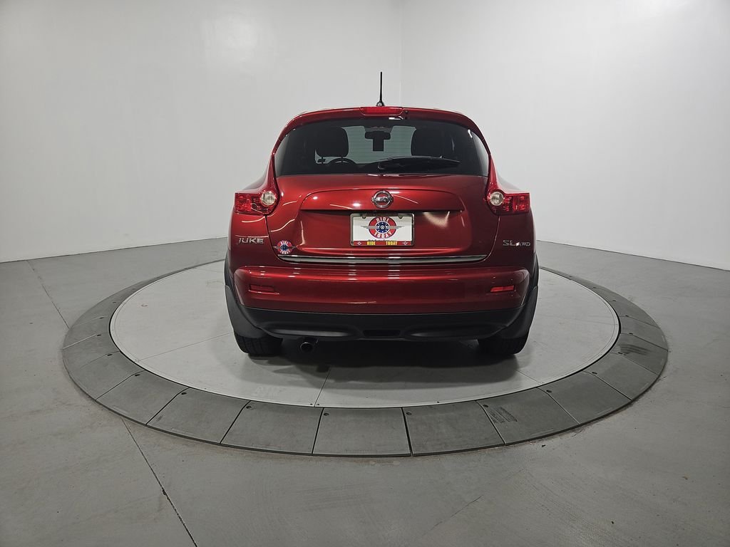 Used 2013 Red Nissan SL image 4