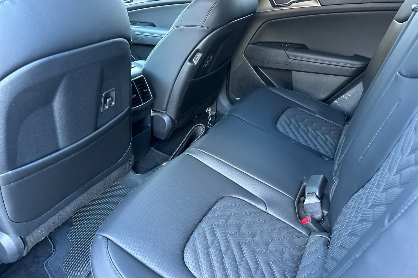 2026 Kia Sportage X-Line - Photo 8