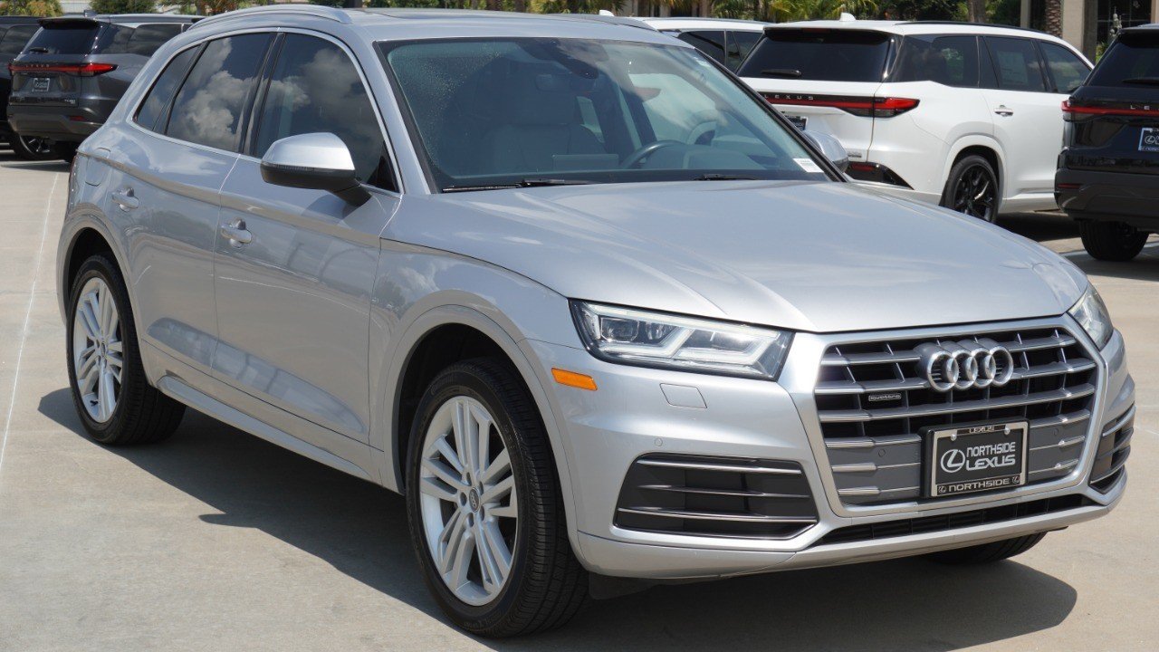 Used 2019 Silver Audi Premium Plus image 3