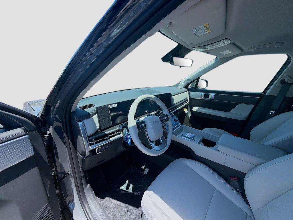 New 2026 Hampton Gray Hyundai SE image 7