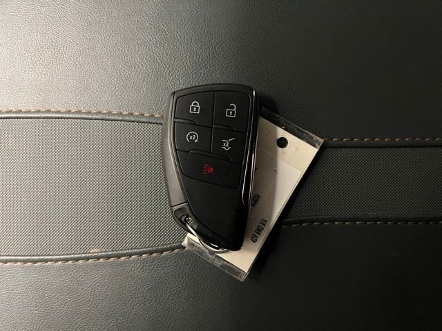 Used 2024 Black GMC AT4 image 30