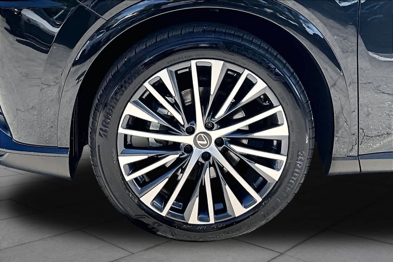 Used 2026 Caviar Lexus Premium+ image 11
