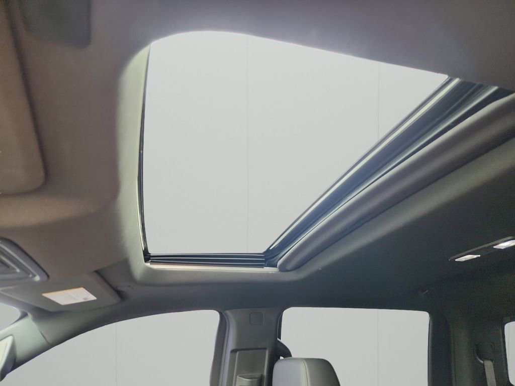 Used 2025 Onyx Black GMC AT4 image 26