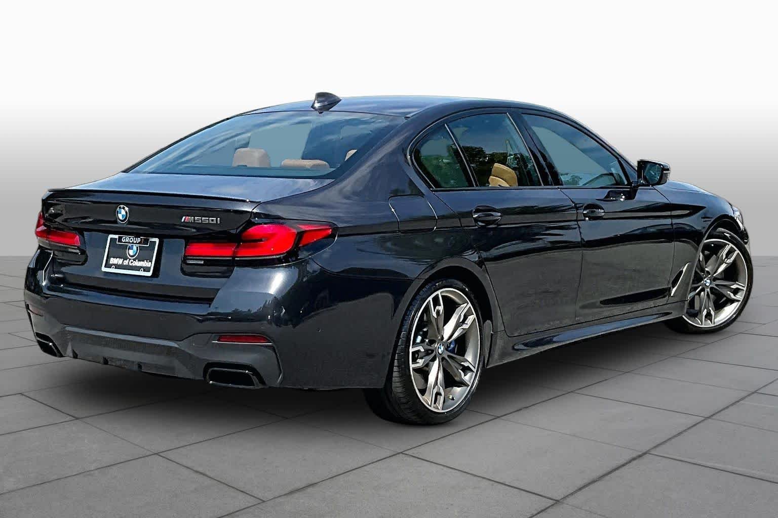 2023 BMW 5 Series M550i - Photo 12