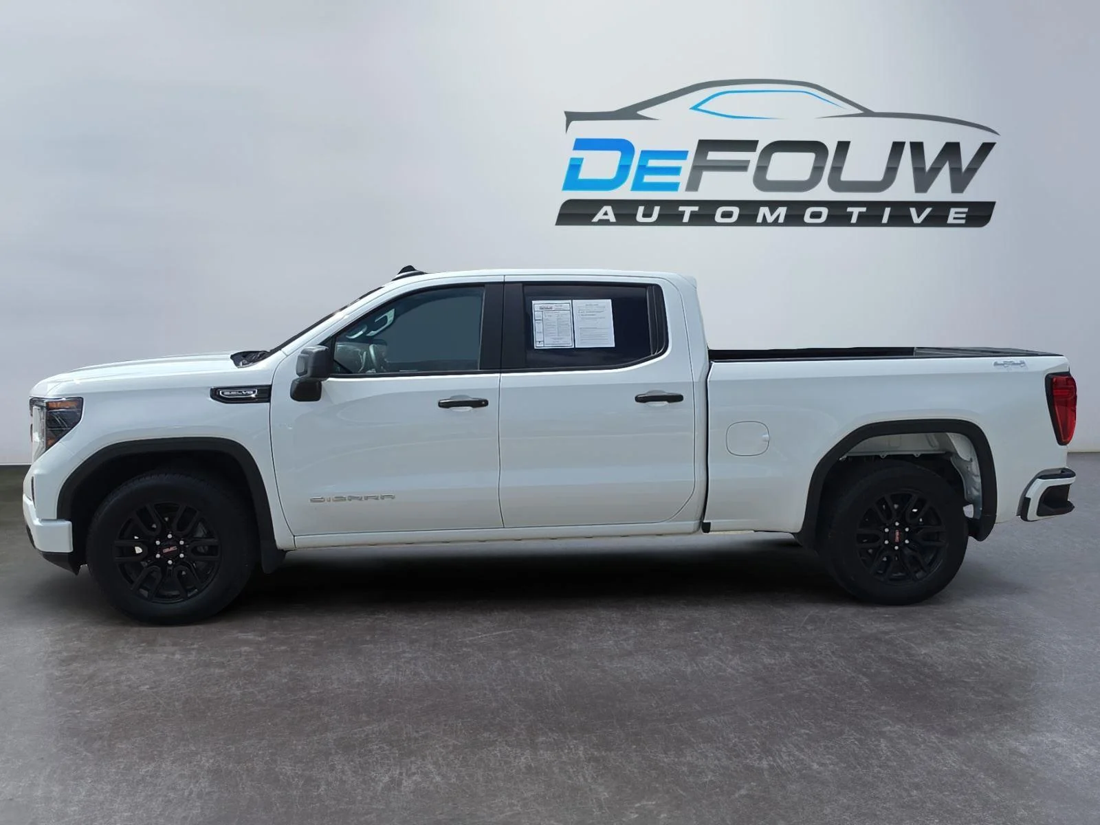 Used 2024 Summit White GMC Pro image 6