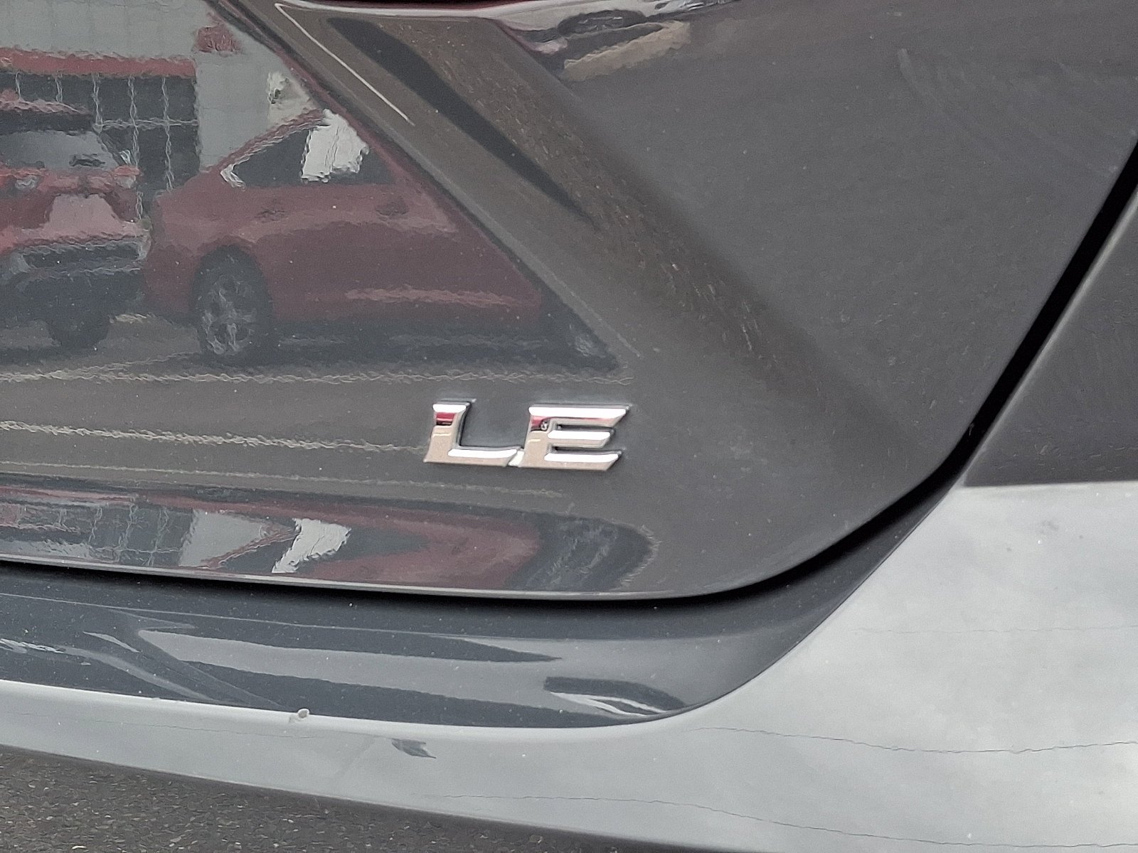 Used 2025 Underground Toyota LE image 30
