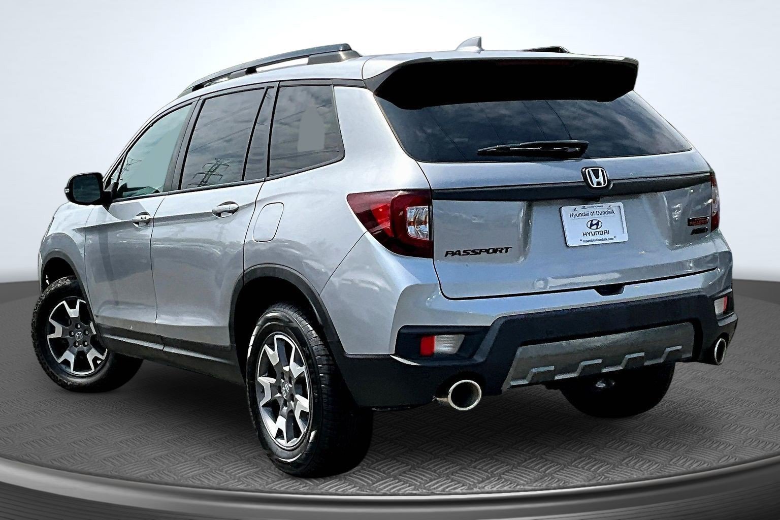Used 2022 Silver Honda TrailSport image 3