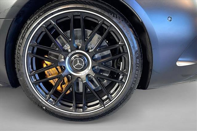 New 2026 MANUFAKTUR Night Black Magno Mercedes-Benz AMG® SL 63 S E Performance image 55