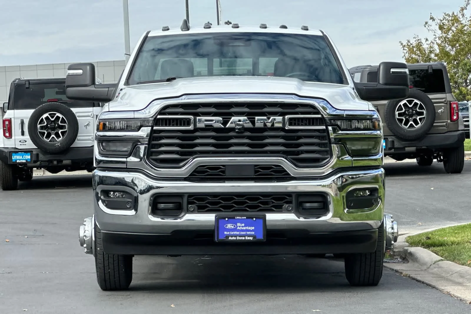 Certified Used 2026 Bright White Clearcoat Ram Tradesman image 10