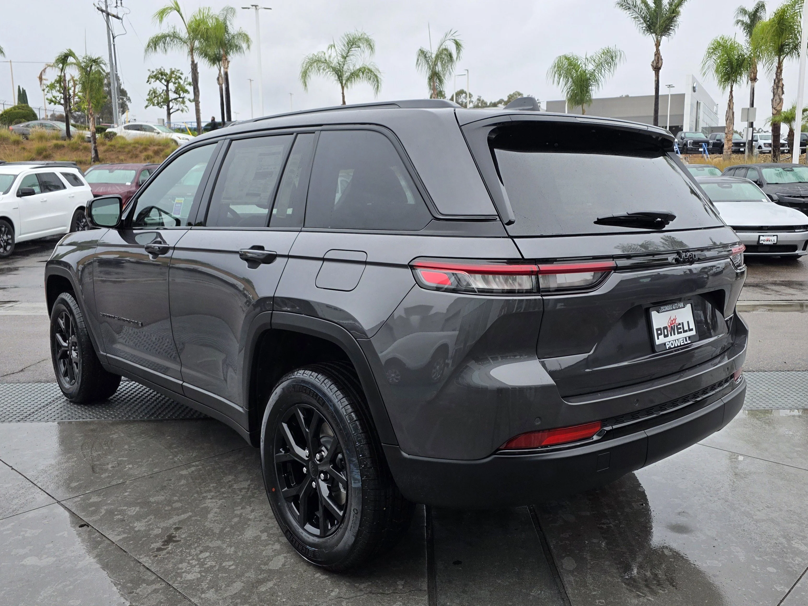 New 2025 Gray Metallic Jeep Altitude X image 3