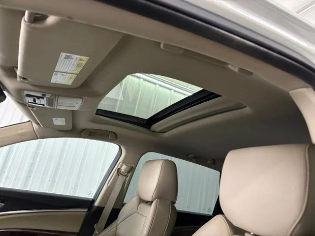 Used 2017 White Acura 3.5L image 8