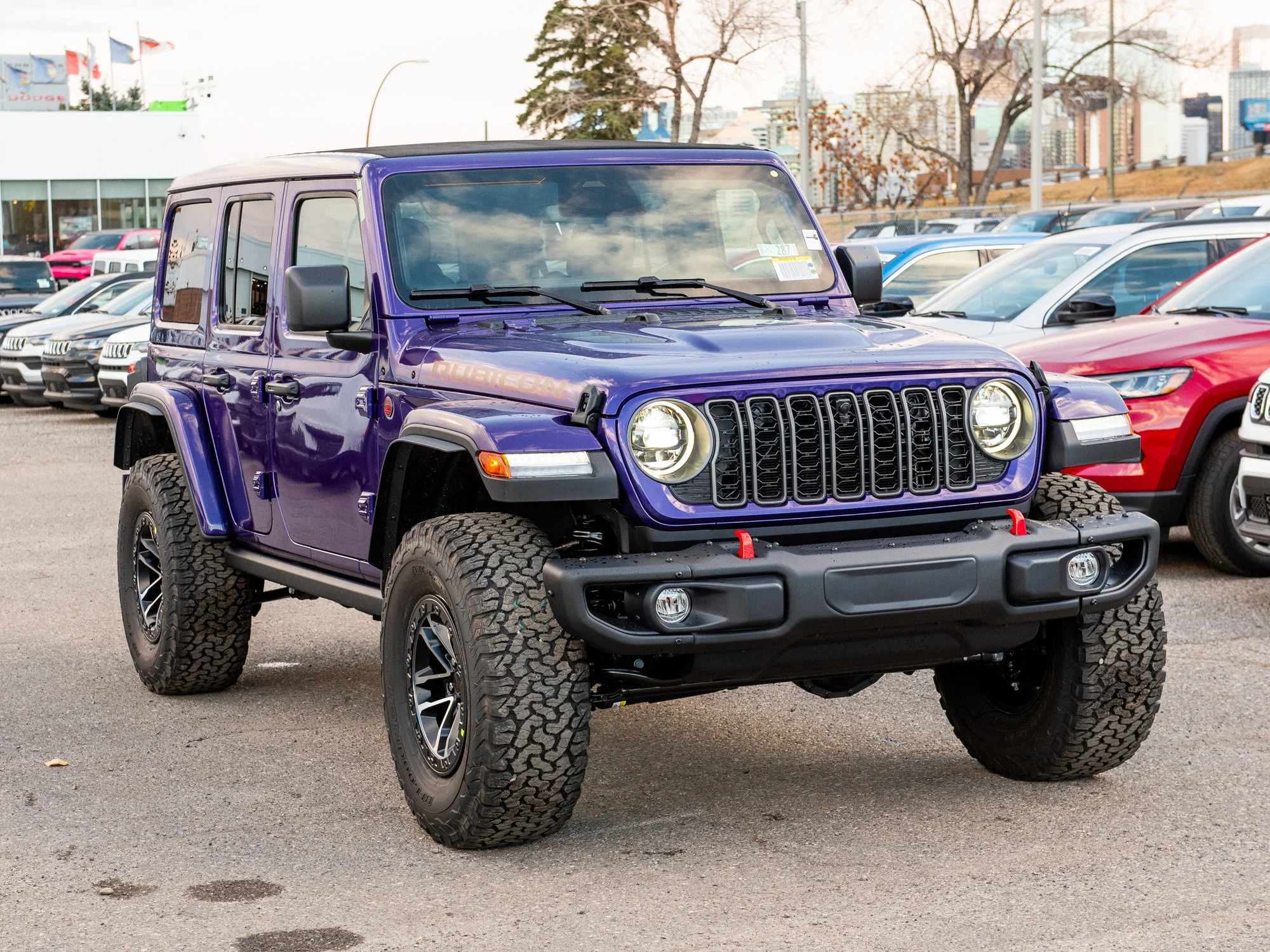 Used 2026 reign Jeep Rubicon X* 4 Door 4x4, Sky 1-Touch Pwr Top, Steel Bumpers, 35 Inch Tires image 8