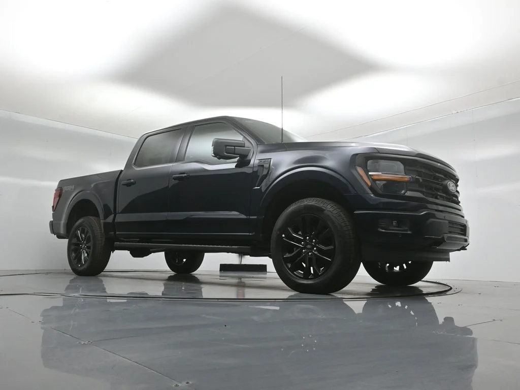 New 2026 Antimatter Blue Metallic Ford XLT image 3