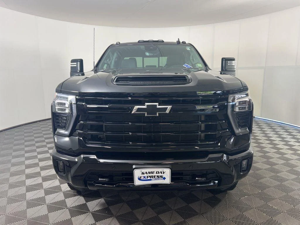 Used 2024 Black Chevrolet LTZ image 31
