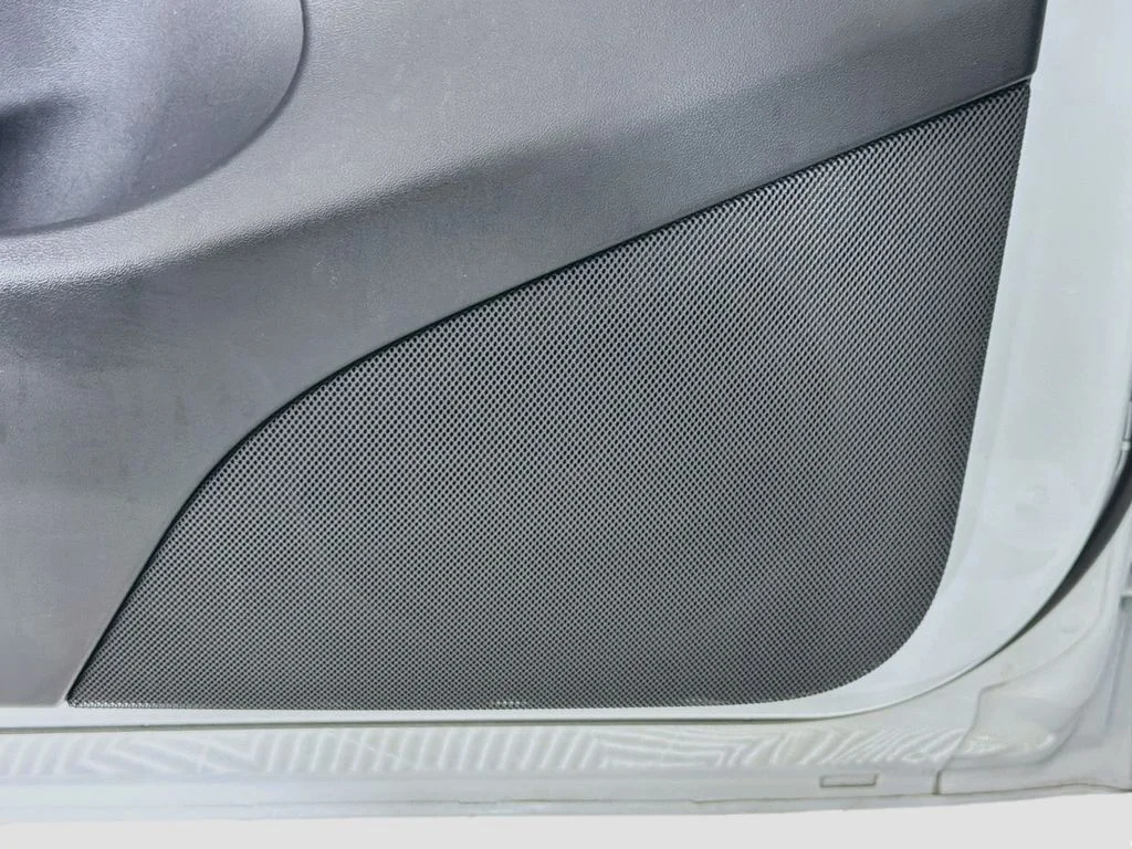 Used 2021 White Tesla Long Range image 19