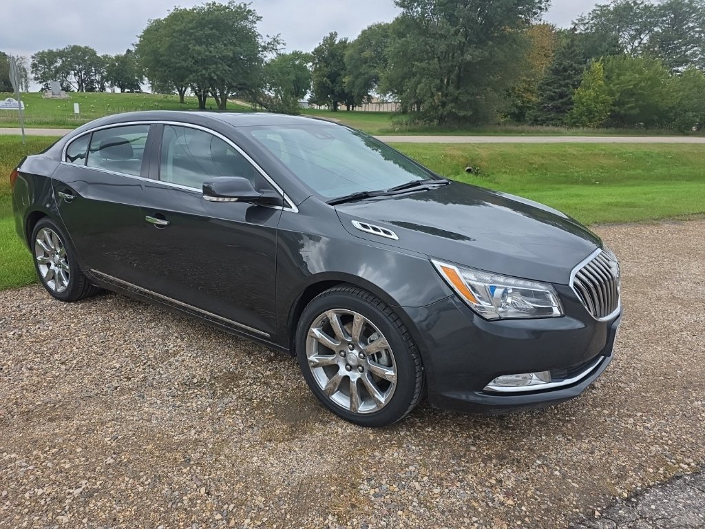 Used 2015 Buick LaCrosse Premium 1 with VIN 1G4GD5G38FF162718 for sale in Spirit Lake, IA