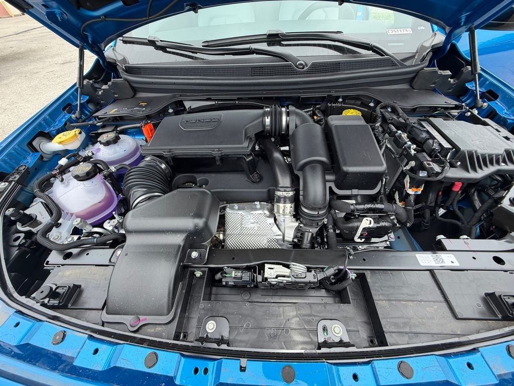 New 2026 Hydro Blue Pearl-Coat Exterior Paint Jeep Laredo image 19