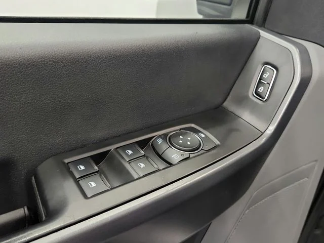 Used 2023 Silver Ford XL image 46