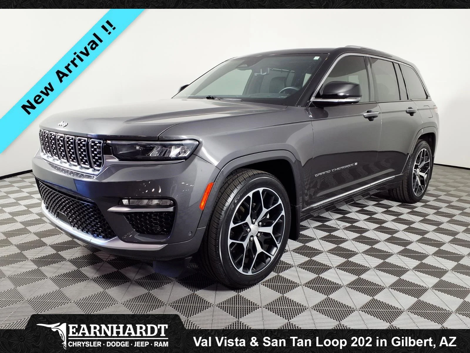 2024 Jeep Grand Cherokee Summit Reserve 4x4's photo