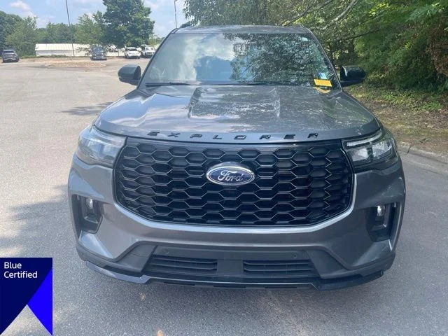 Used 2025 Gray Ford ST-Line image 1