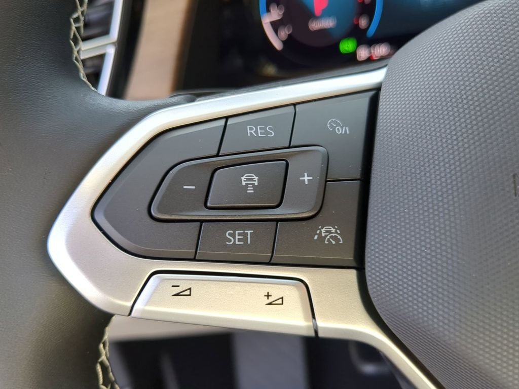 New 2026 Gray Volkswagen 2.0T SE w/Technology image 29