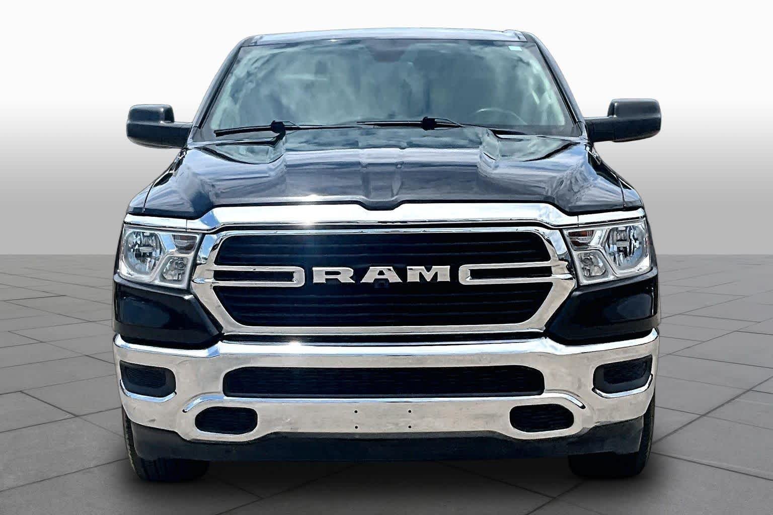 Used 2019 Diamond Black Crystal Pearlcoat Ram Tradesman image 4