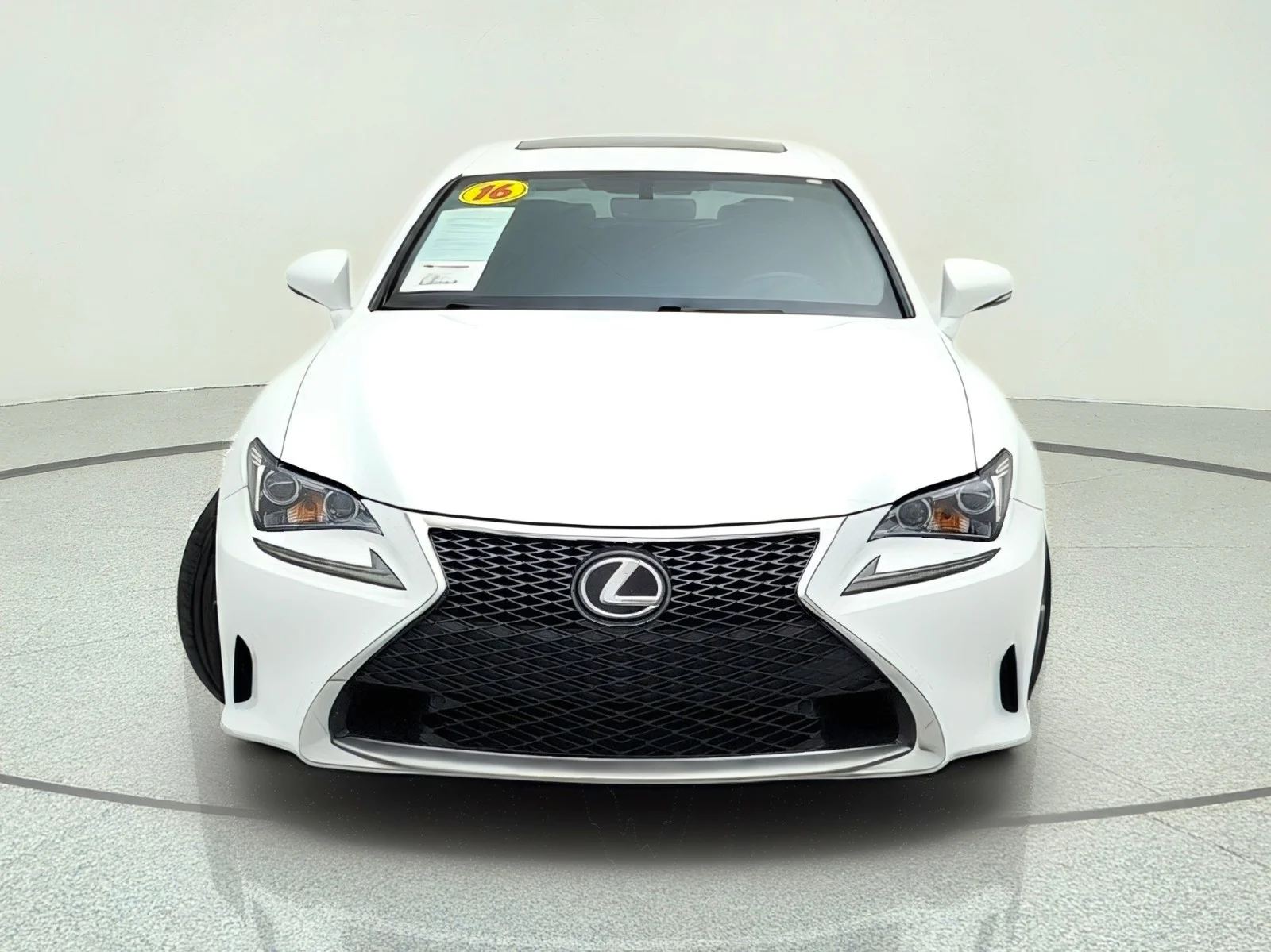 Used 2016 Ultra White Lexus CLOTH image 5