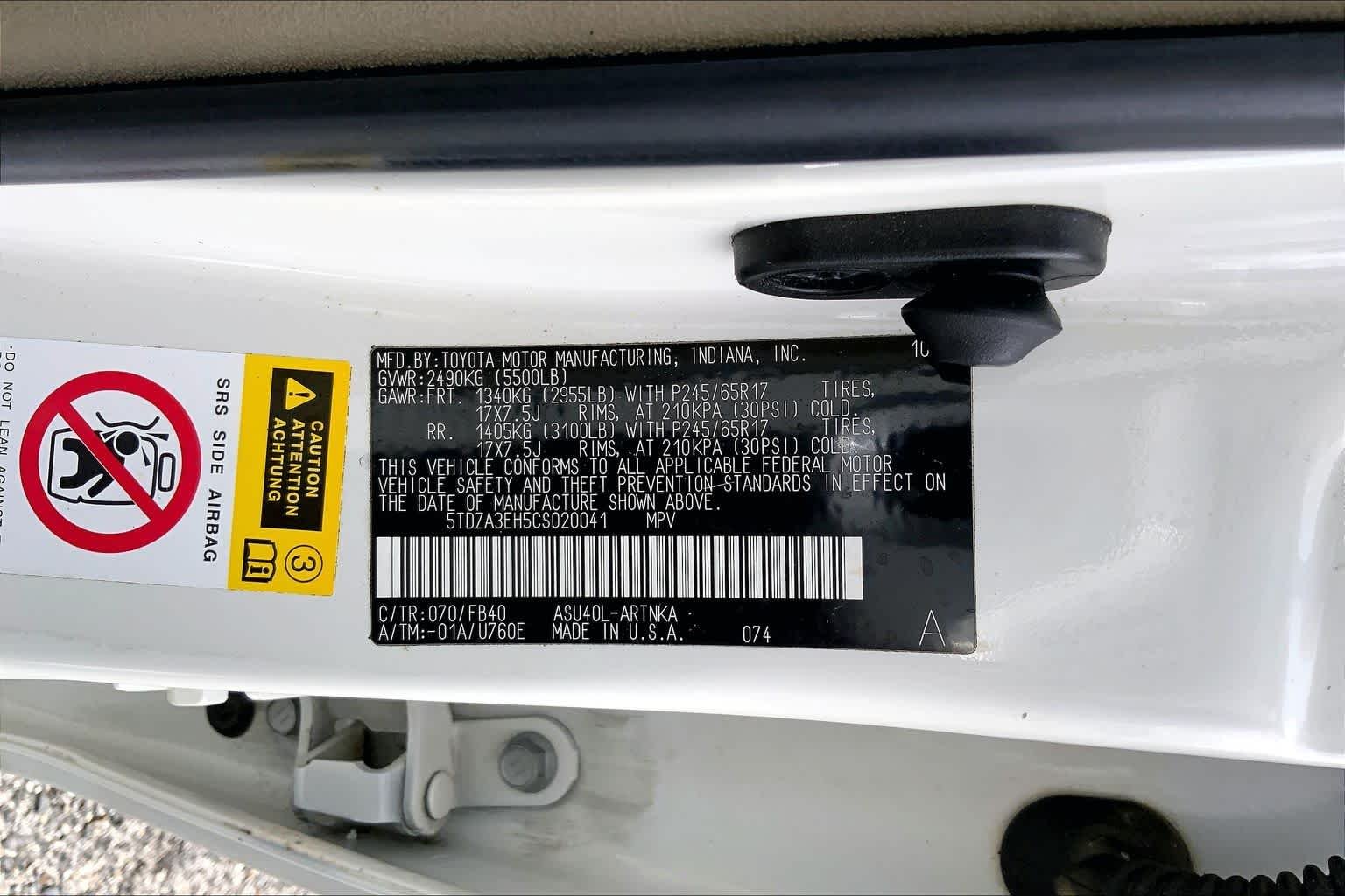 Used 2012 Blizzard Pearl Toyota  image 35