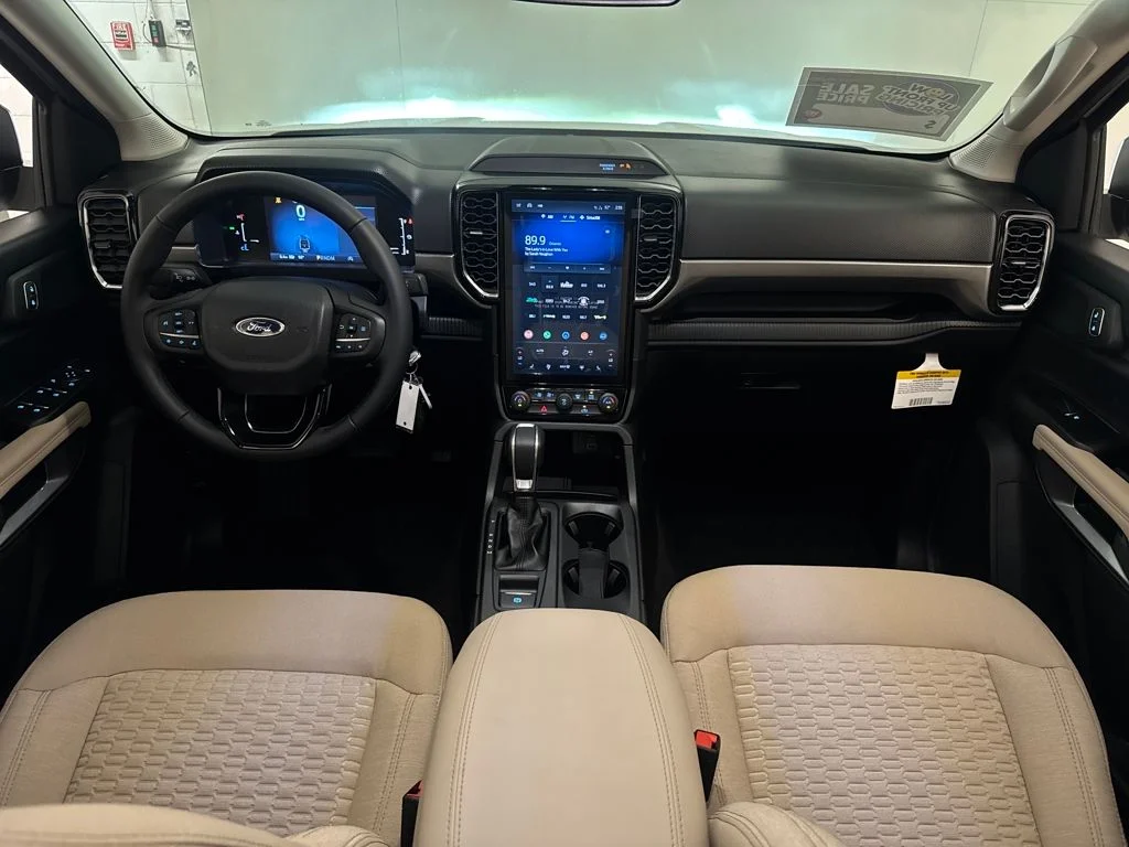 New 2025 White Ford XLT image 5