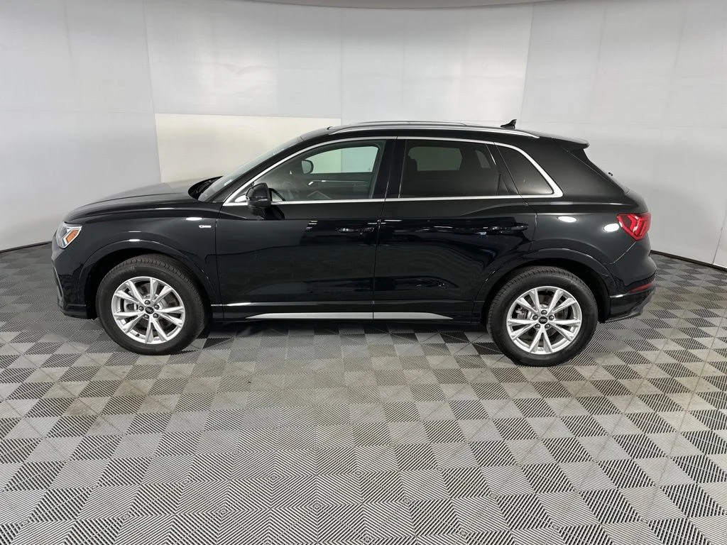 Used 2025 Black Audi Premium Plus image 13